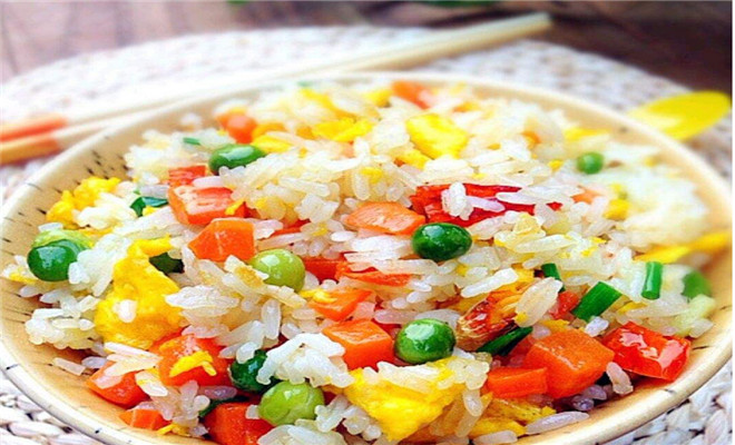 坏脾气大叔炒饭